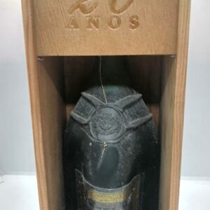 Aguardente velhissima 20 anos Dom Teodósio 700ml